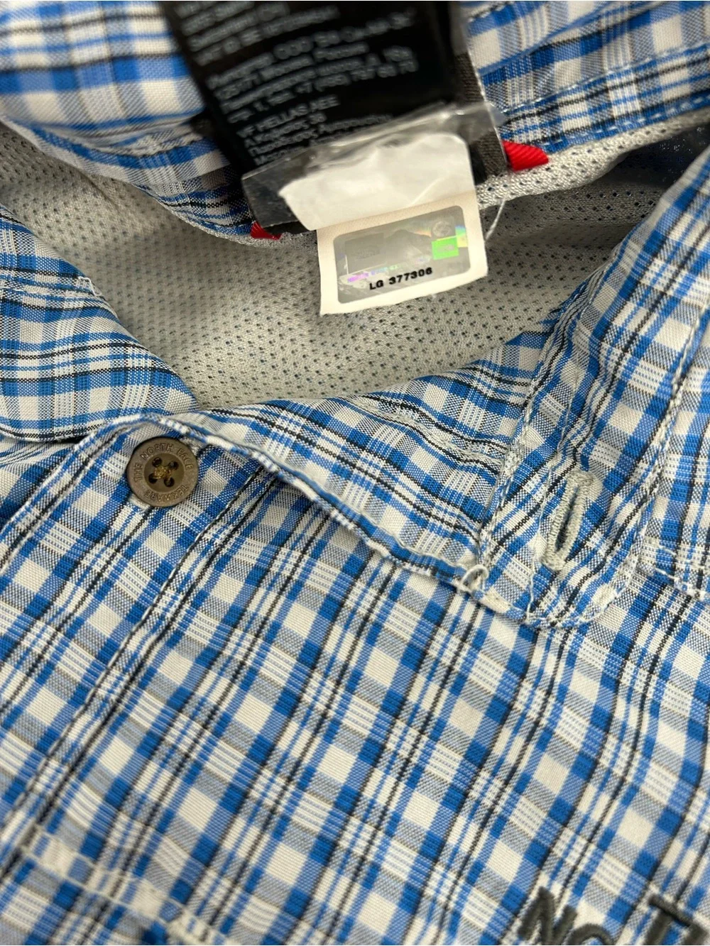 The North Face Men's Light Blue Plaid Short-Sleeve Button-Down Shirt